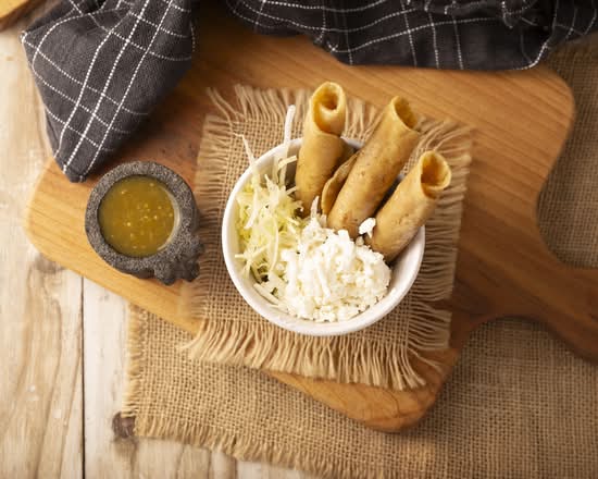 Flautas de Pollo