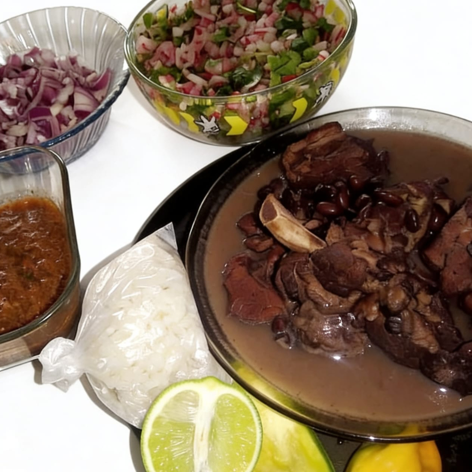Frijol con puerco