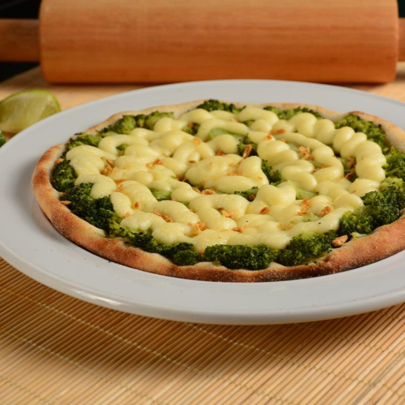 Brocolis temperado coberto com catupiry, caso queira muçarela utilize as observações