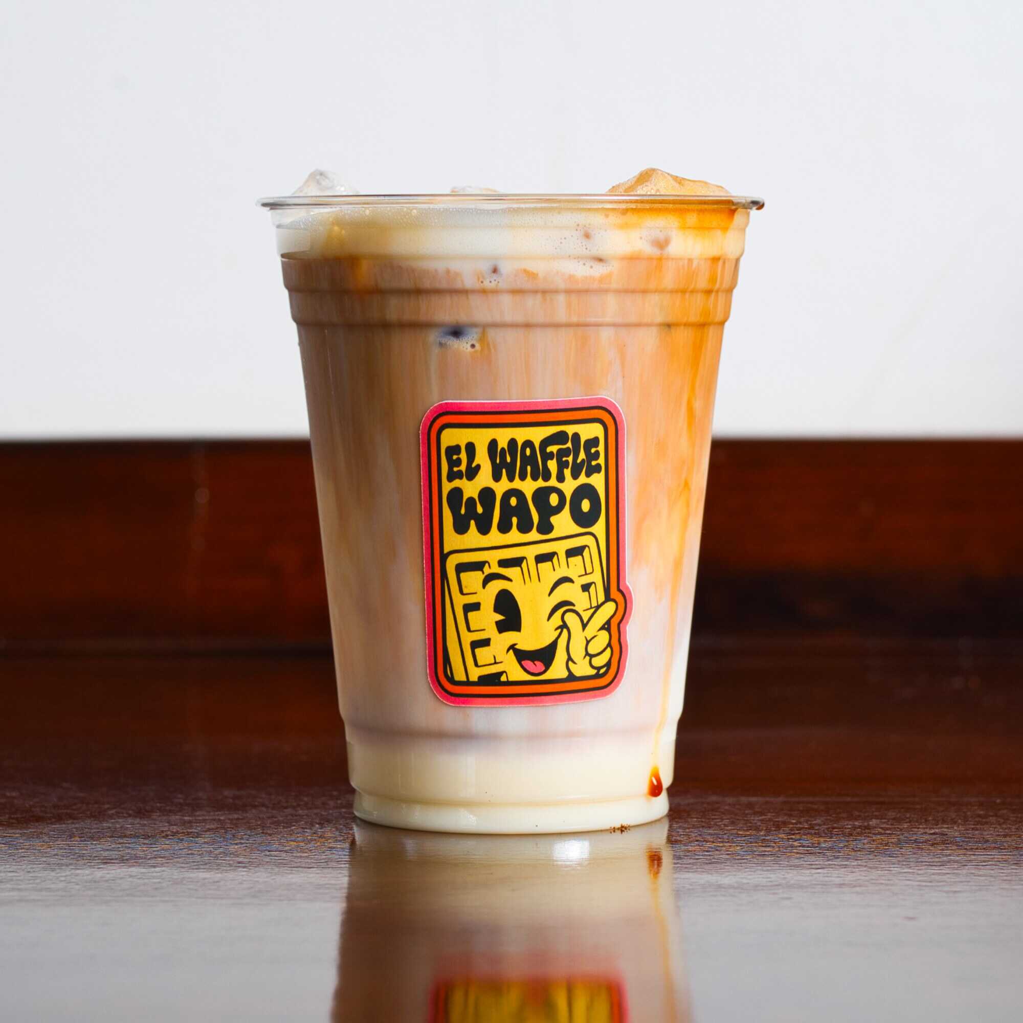 Iced Bombón Latte