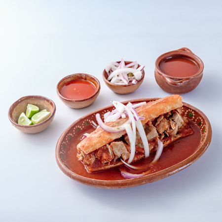 Torta Ahogada de Carnitas