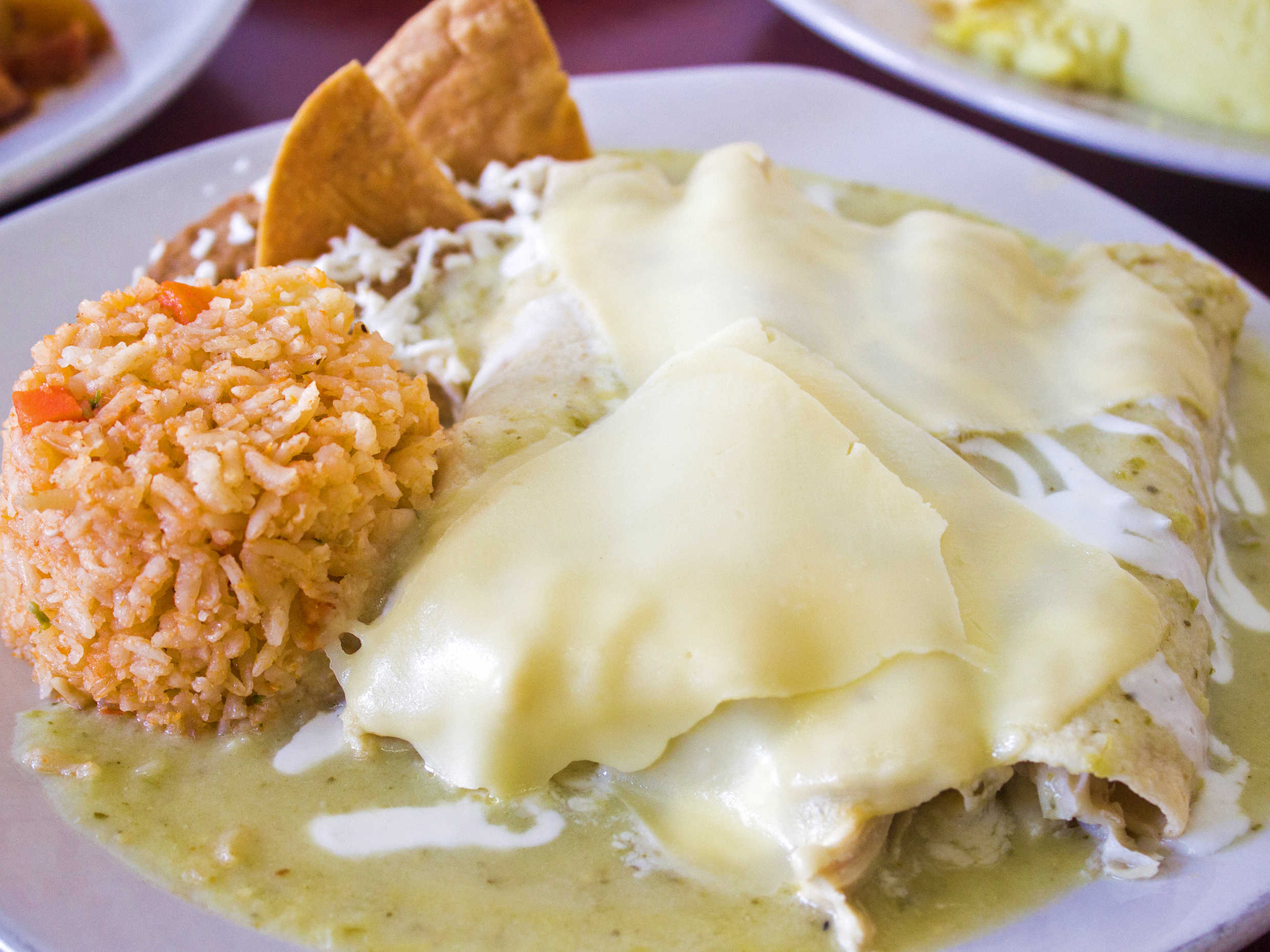 Enchiladas Suizas + Refresco