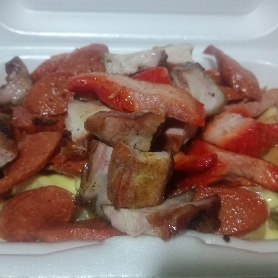 SALCHI LLANERA + GASEOSA