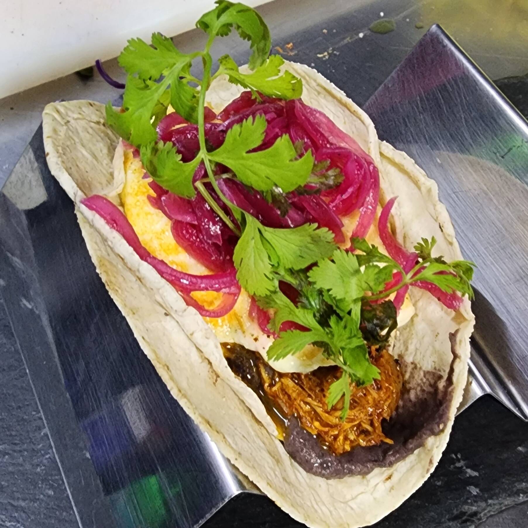 Taco de Cochinita con Queso