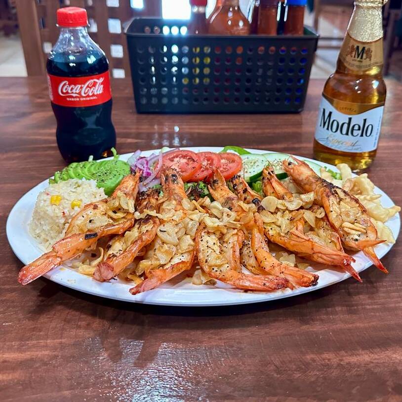 Camarones Al mojo de ajo