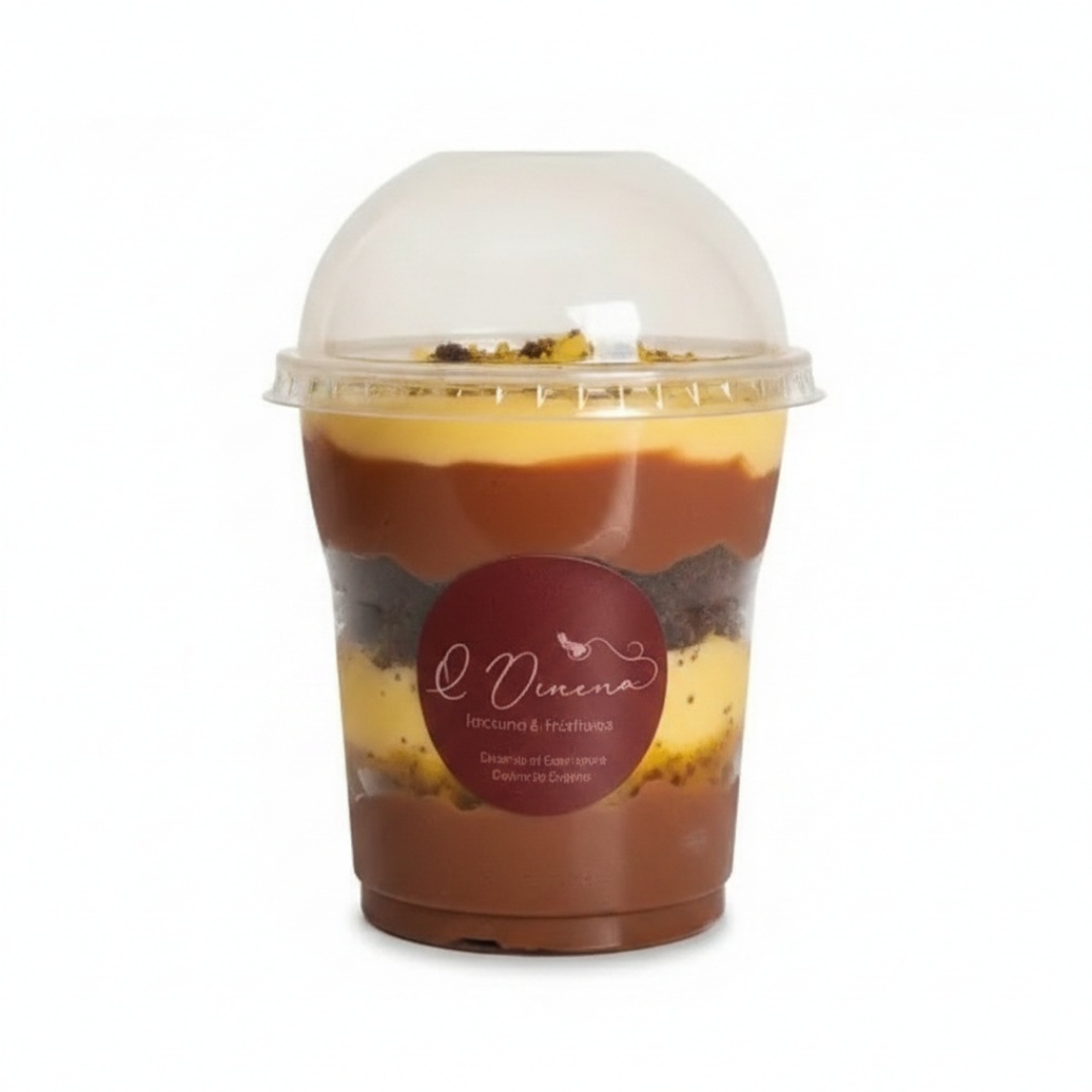Deliciosa Sobremesa com brigadeiro cremoso, e brigadeiro de maracujá, e pedaços com Brownie. Emb 250ml