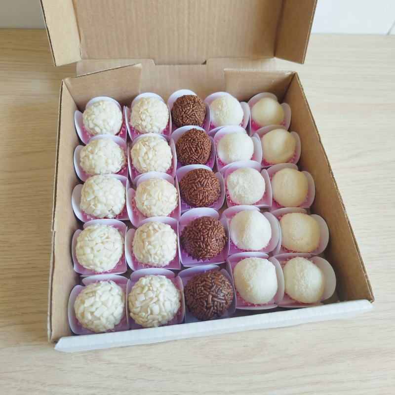 Escolhas os sabores de sua preferência, cada escolha equivale a 5 brigadeiros.