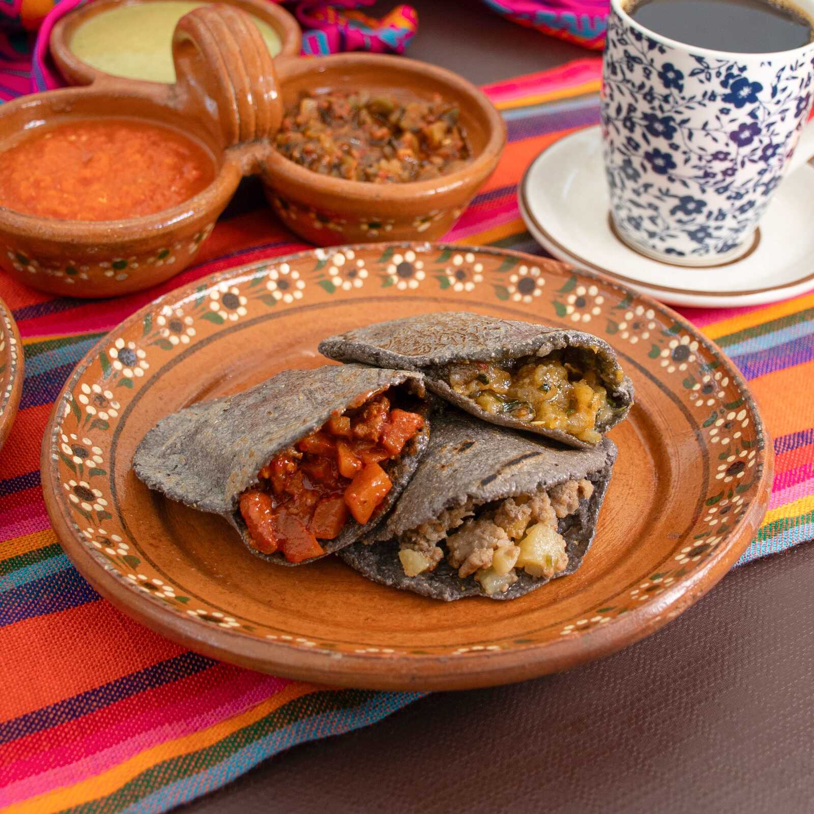 Gordita de Maíz Azul o Blanco