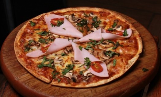 Pizza Caprichosa