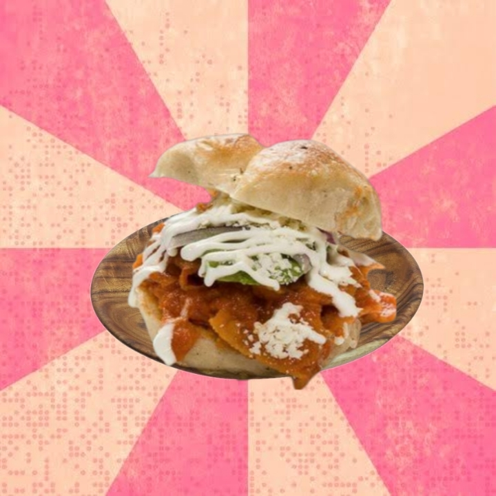 Torta de Chilaquiles Rojos