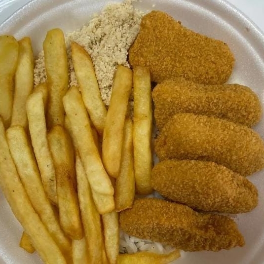 ( Obs: Nossas refeições não acompanham batata frita a não ser que seja pago o adicional).Arroz, Feijão e Farofa