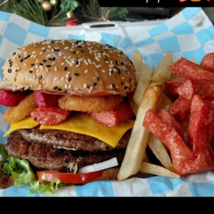 Hamburguesa Emir Especial con Salchipapas ✨