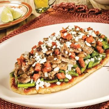 Huarache Bistec Ranchero + Papas fritas