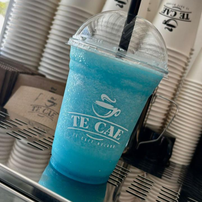 Frappé HOLLY RANCHER (mora azul, cereza, manzana verde)