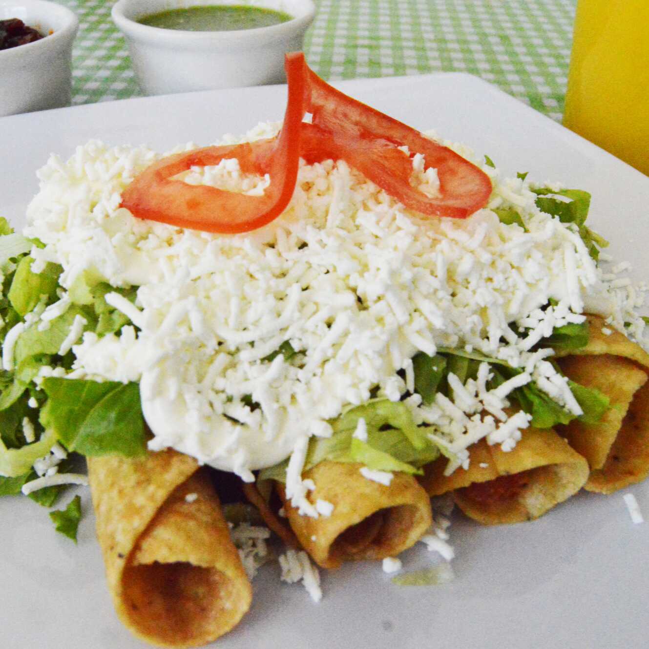 Tacos Dorados con Papa