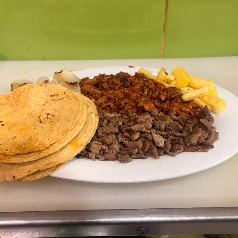 Combinada(pastor y bistec)