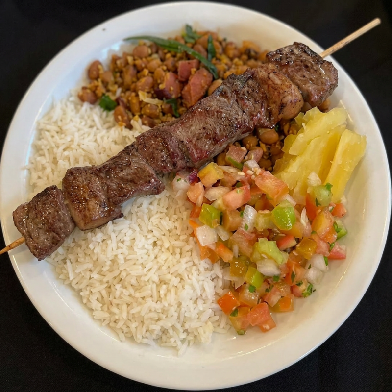 Delicioso espetinho de alcatra