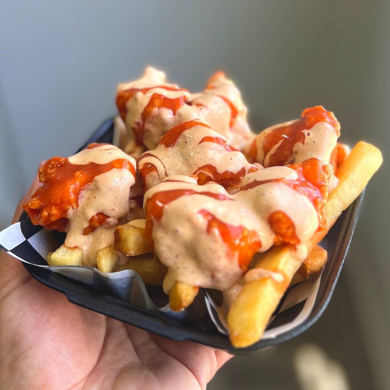Buffalo Fries Chica