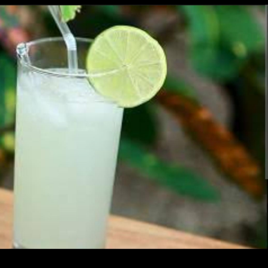 Coctel de camaron grande mas limonada mineral litr