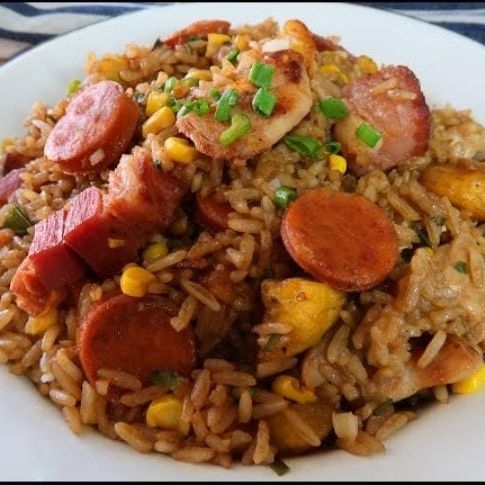 Arroz Paisa Enchicharronado BBQ Familiar