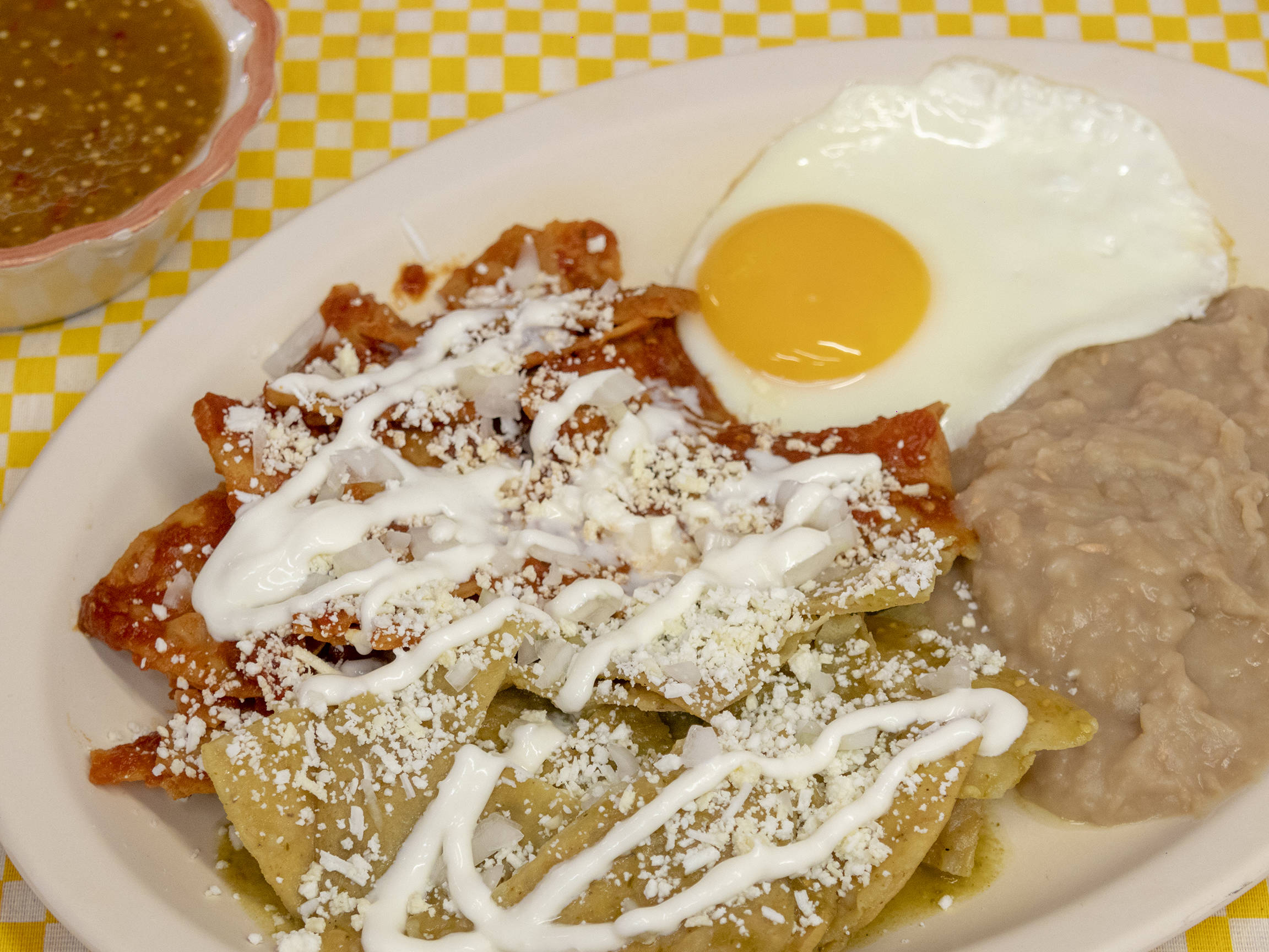 Chilaquiles con 1 Huevo Combinado
