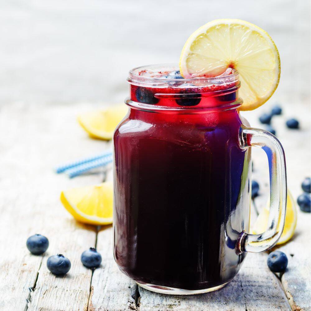 Agua de Frutos Rojos