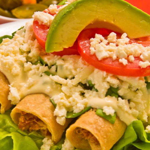 Tacos Dorados de Pollo