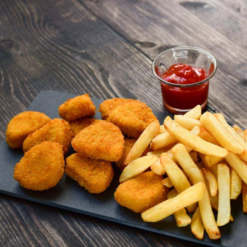 Nuggets de Pollo con Papas
