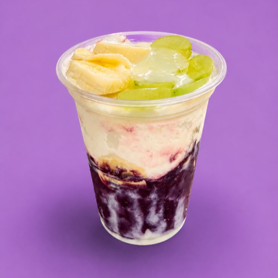 Uma deliciosa mistura com os dois sabores do paraíso, açaí com cupuaçu e acompanhamentos. #acai #Nutella #sorvete #morango #açaígourmet #cupuaçu #Ninho