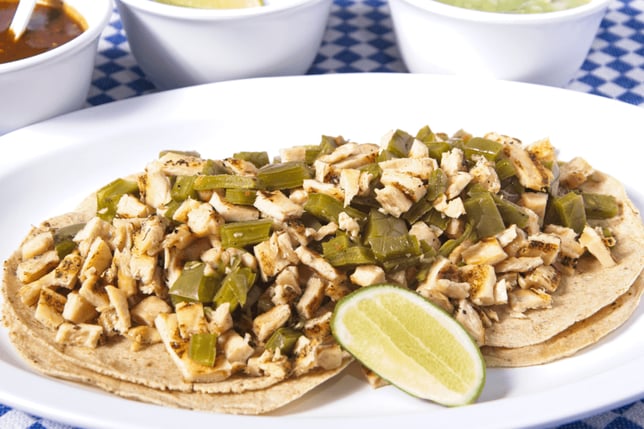 POLLO C/NOPAL  (2)TACOS 150grs