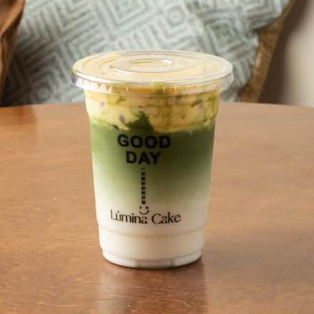 Matcha con Foam de Plátano