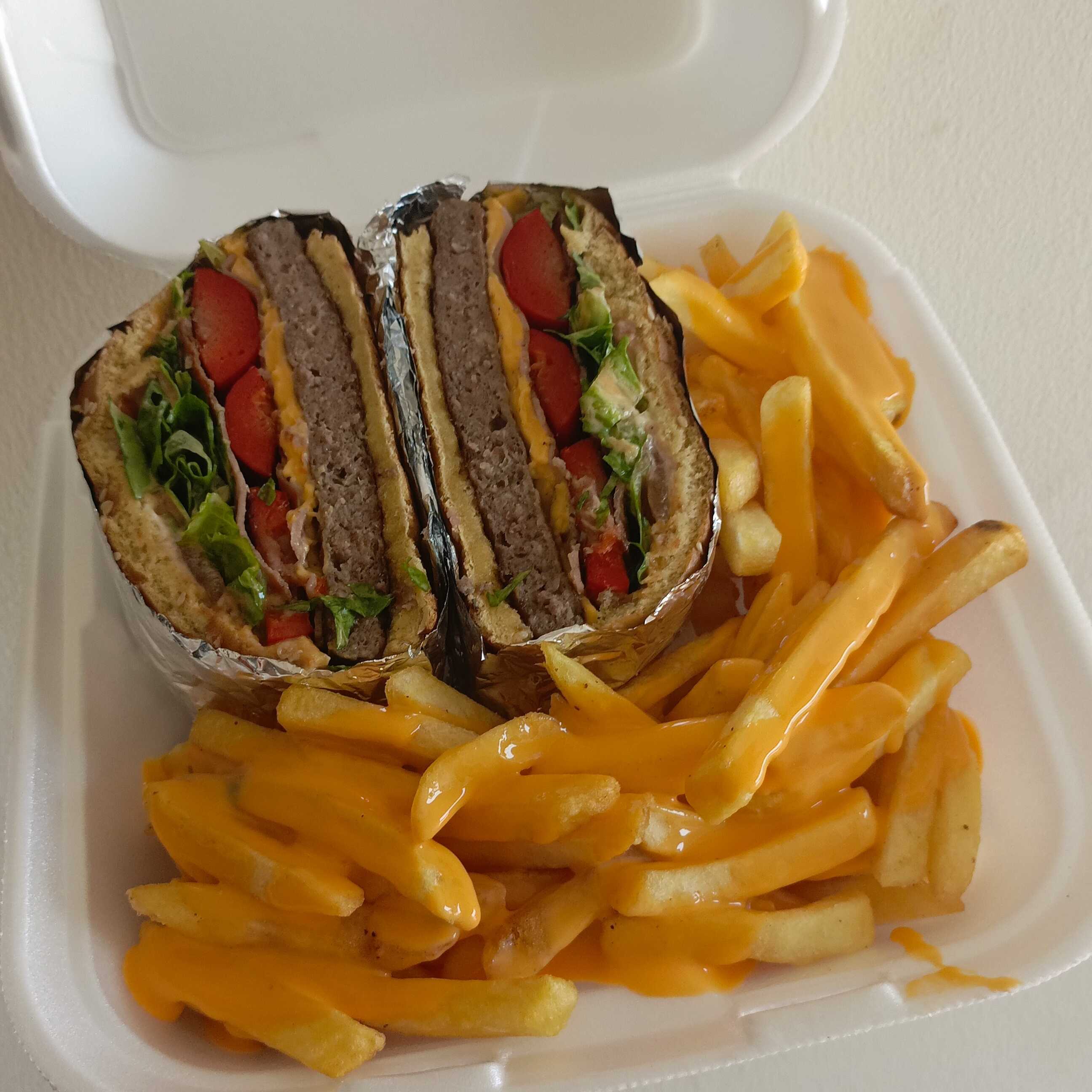 Paquete Hamburguesa Norteña + Papas Fritas