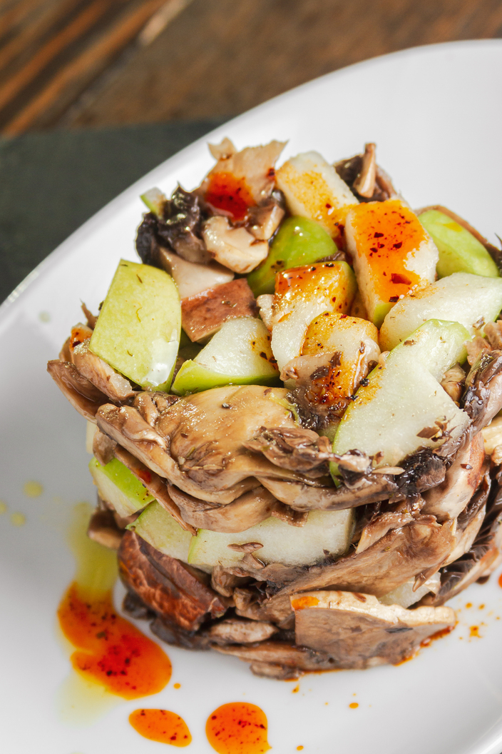 CEVICHE DE HONGOS Y MANZANA VERDE