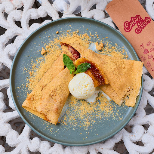 Crepa Caramelo, Banano Brûlée & Fresas