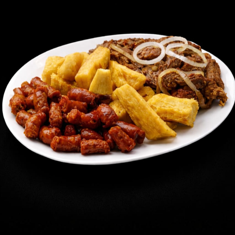 Contra Filé acebolado, Mandioca e linguiça