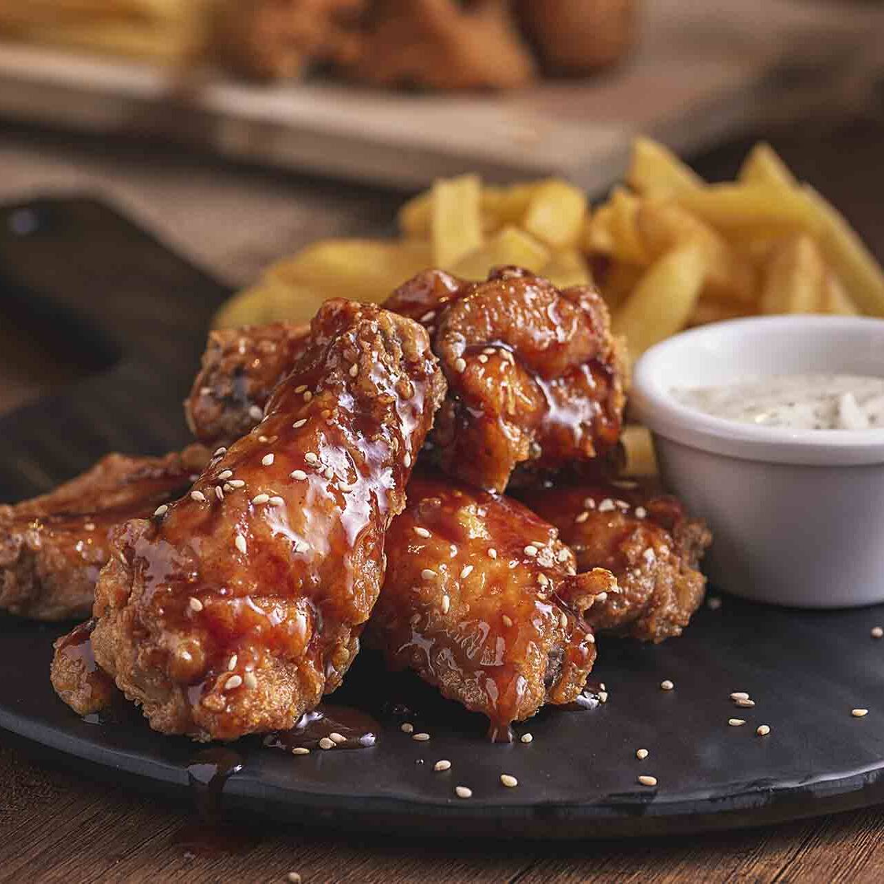 Alitas Crocantes en Salsa X 8