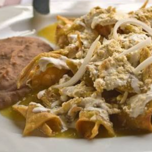 Chilaquiles con Pollo