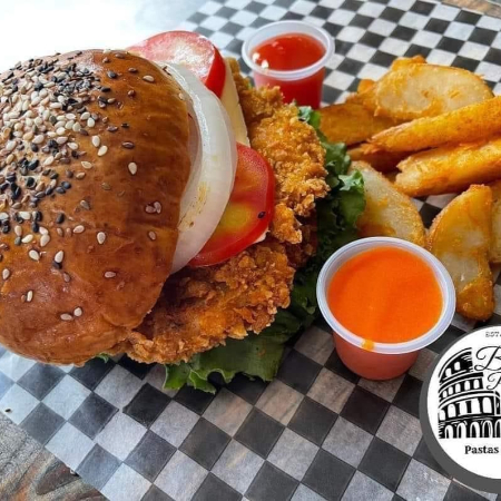 Combo - Burger de la Casa + Papas a la Francesa