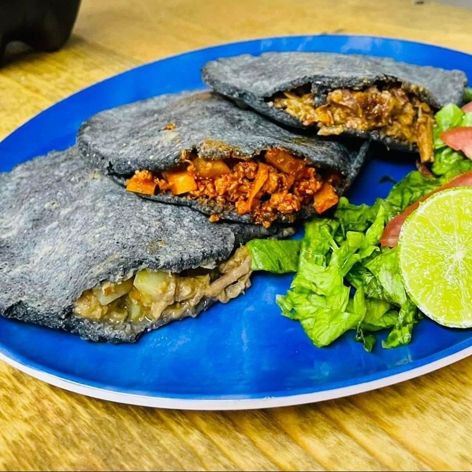 Gordita Azul