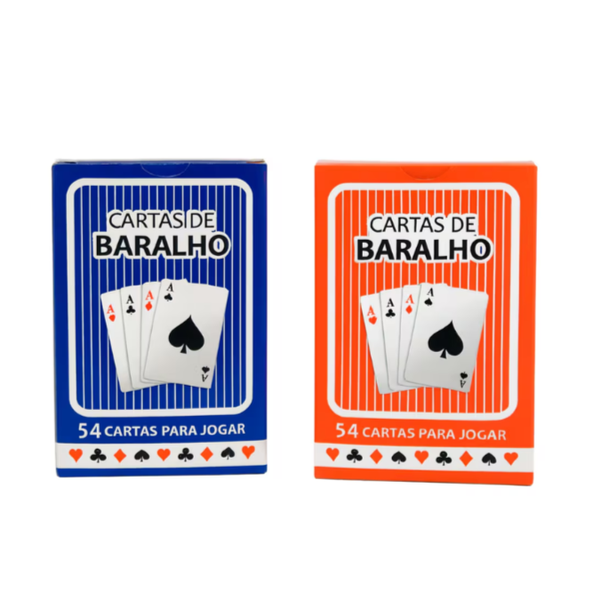 Kit com 2 baralhos de cartas tradicionais, ideal para momentos de lazer com família e amigos. Perfeito para jogos como Truco, Poker, Buraco, Paciência e muitos outros. Cartas resistentes, com acabamento liso e tamanho padrão para manuseio confortável. Um item essencial para viagens, festas e encontros.  baralho de cartas, baralho tradicional, kit 2 baralhos, baralho para jogar, cartas de truco, cartas de poker, baralho de buraco, baralho para jogos, baralho resistente, cartas plastificadas, jogo de cartas, cartas de lazer, baralho de papel, baralho para família, baralho clássico, cartas de jogo profissional, cartas duráveis, baralho para viagem, baralho de diversão, baralho completo, baralho para cassino, baralho padrão, baralho de mesa, cartas para jogar, baralho premium, kit baralhos para presente, jogo de cartas social, kit diversão, baralho para festas, cartas lisas resistentes.