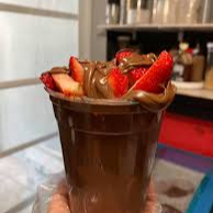 Fresas con Chocolate en Vaso 16 Oz