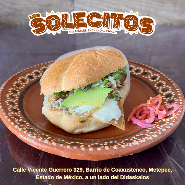 Torta de Chilaquiles Sencilla