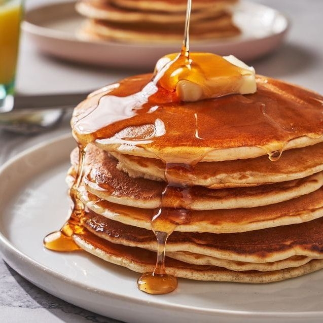 Hot cakes miel + café