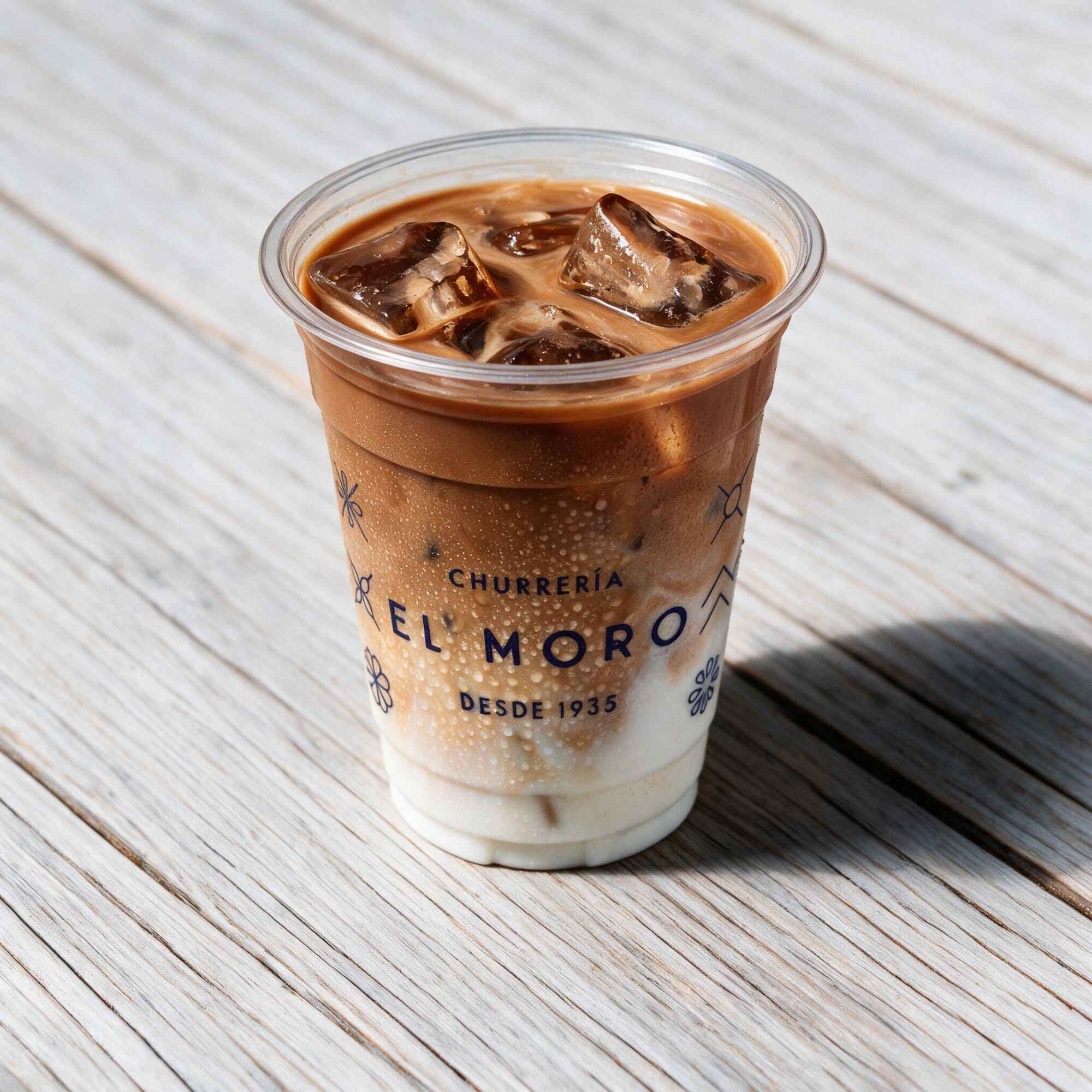 Café Lechero Frio Grande.