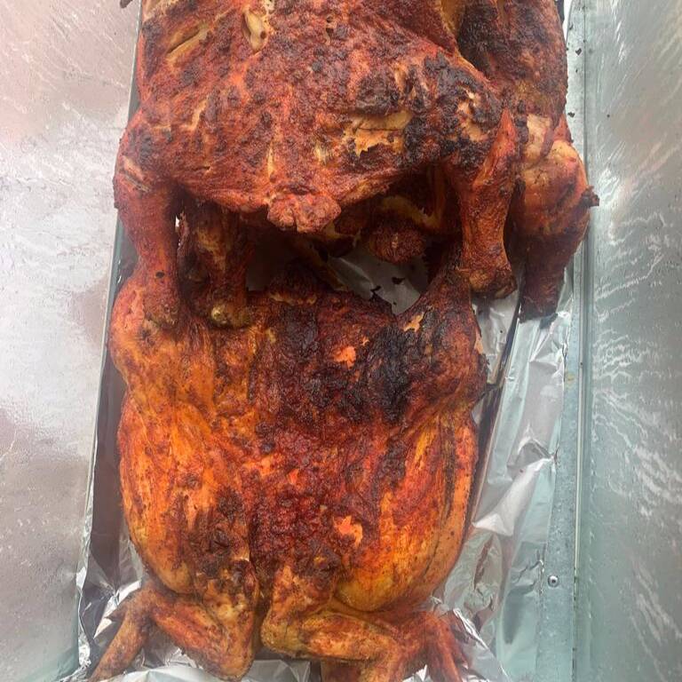 2 POLLOS ASADOS (+) COMPLEMENTOS