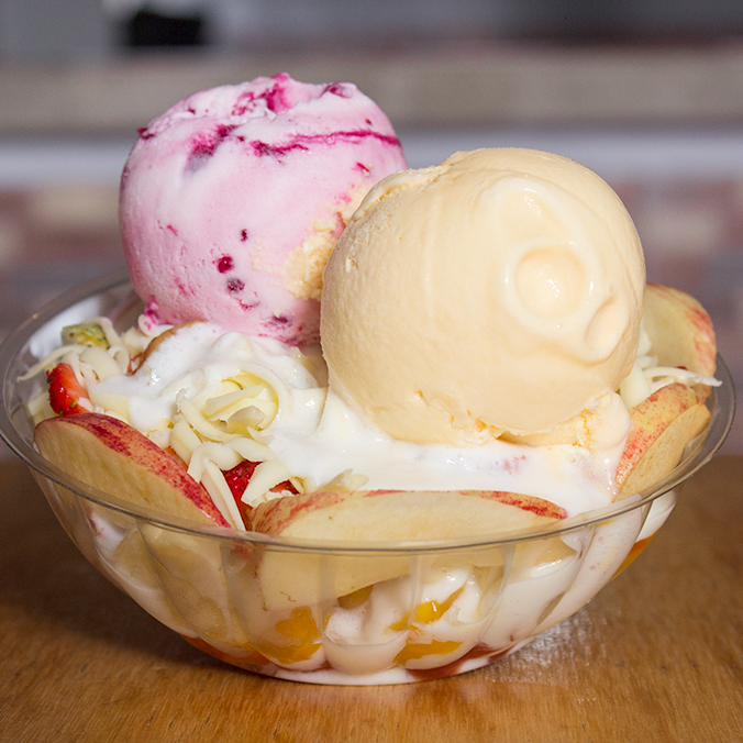 Ensalada de Frutas con Helado