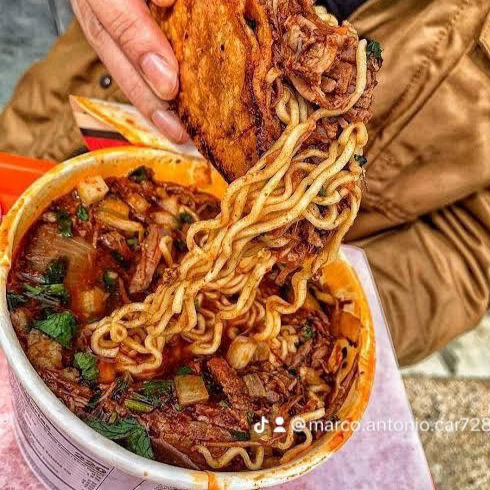 Ramen de Birria sin Queso