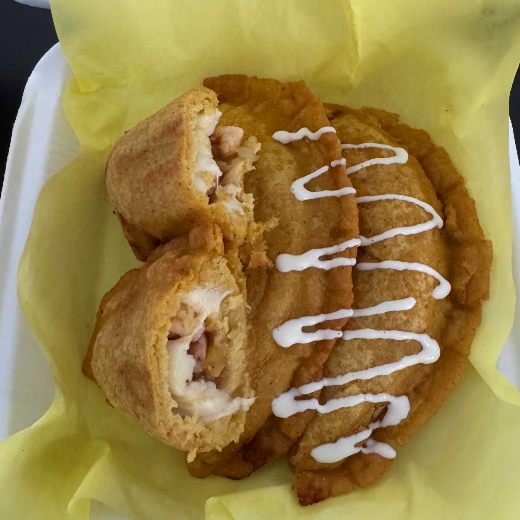 Orden de 3 Empanadas de Maíz de Guisado de Camarón