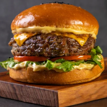 Pao carne artesanal 120g cheddar alface e tomate