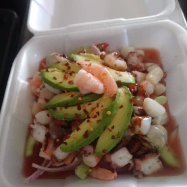Litro de ceviche combinado (pescado y camaron))